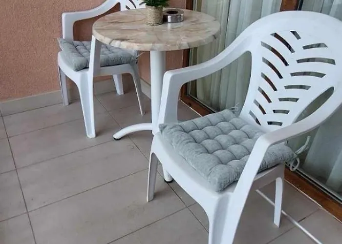 Harmony Hills Tomovi C44